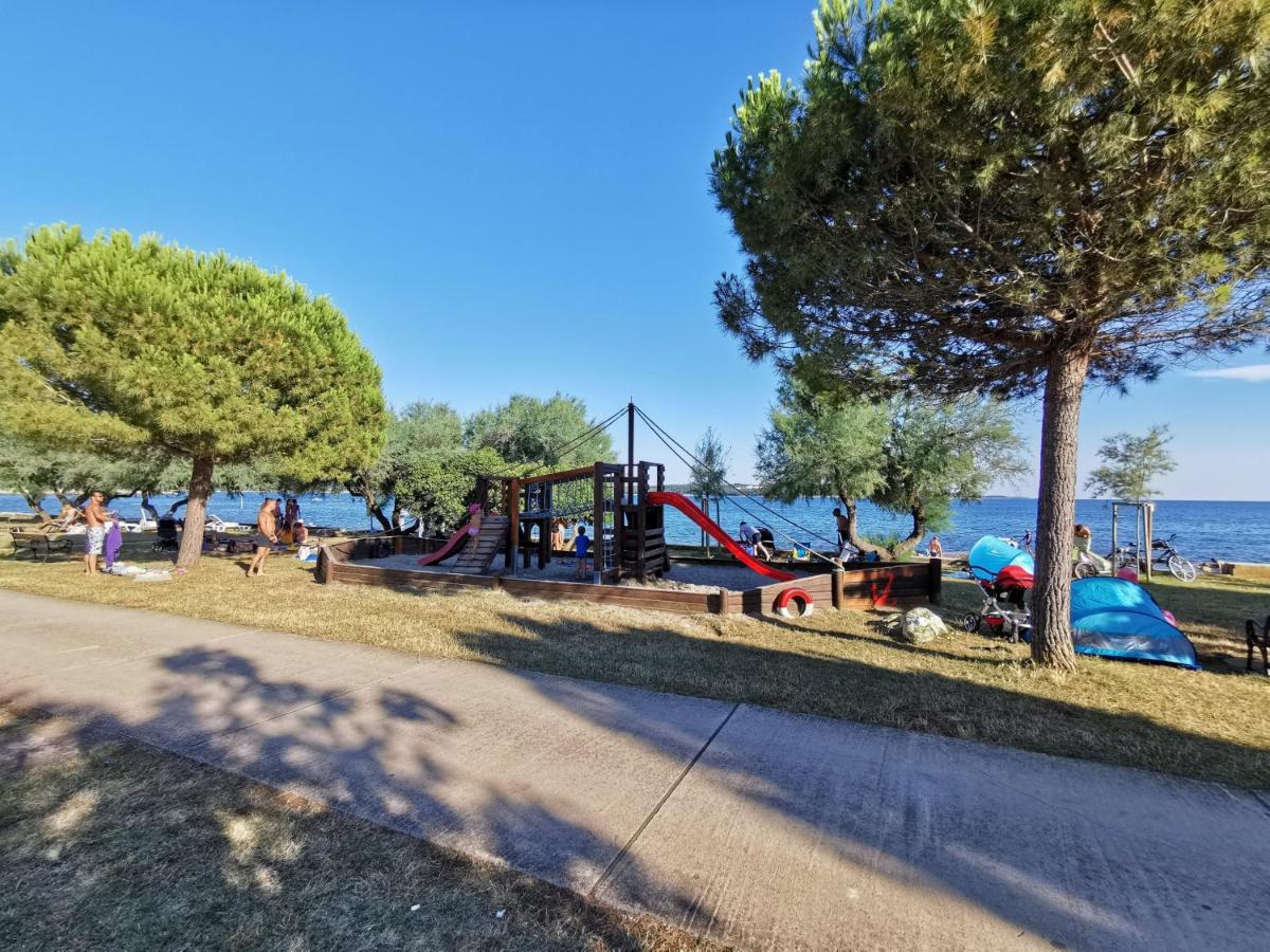 Aria Deluxe Superior 5 Star Apartment, Your Piece Of Heaven By The Sea & Park, With Sea & Park View Novigrad  Exterior photo