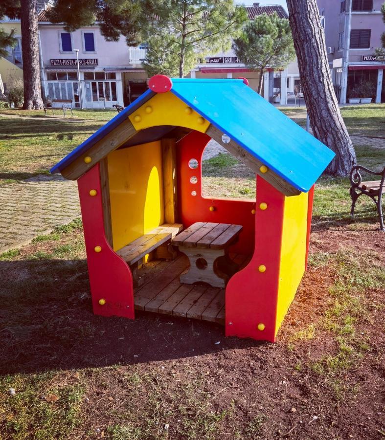 Aria Deluxe Superior 5 Star Apartment, Your Piece Of Heaven By The Sea & Park, With Sea & Park View Novigrad  Exterior photo